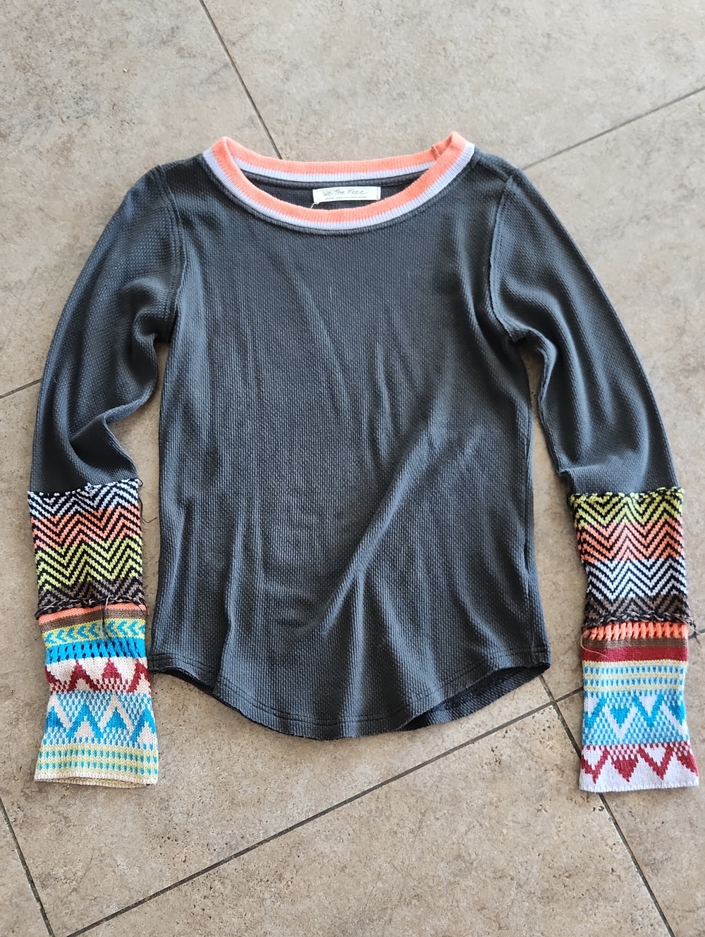 We The Free Charcoal Long-Sleeve Thermal Top with Multicolor Patterned Cuffs - Picture 2 of 10